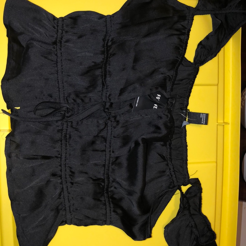 Silk material top